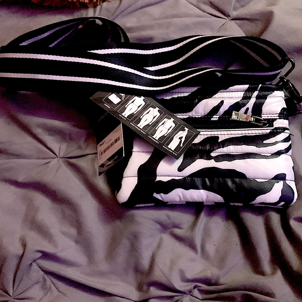 Zerbra print think royln purse